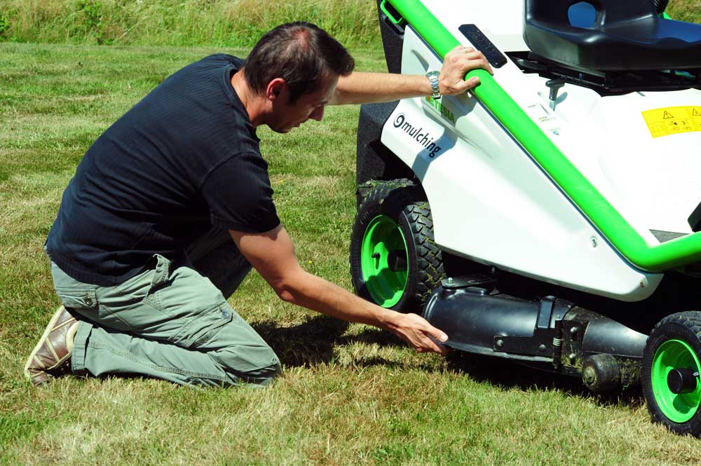 Etesia Mulching Kit | Etesia Ride On Mower Mulching Kit